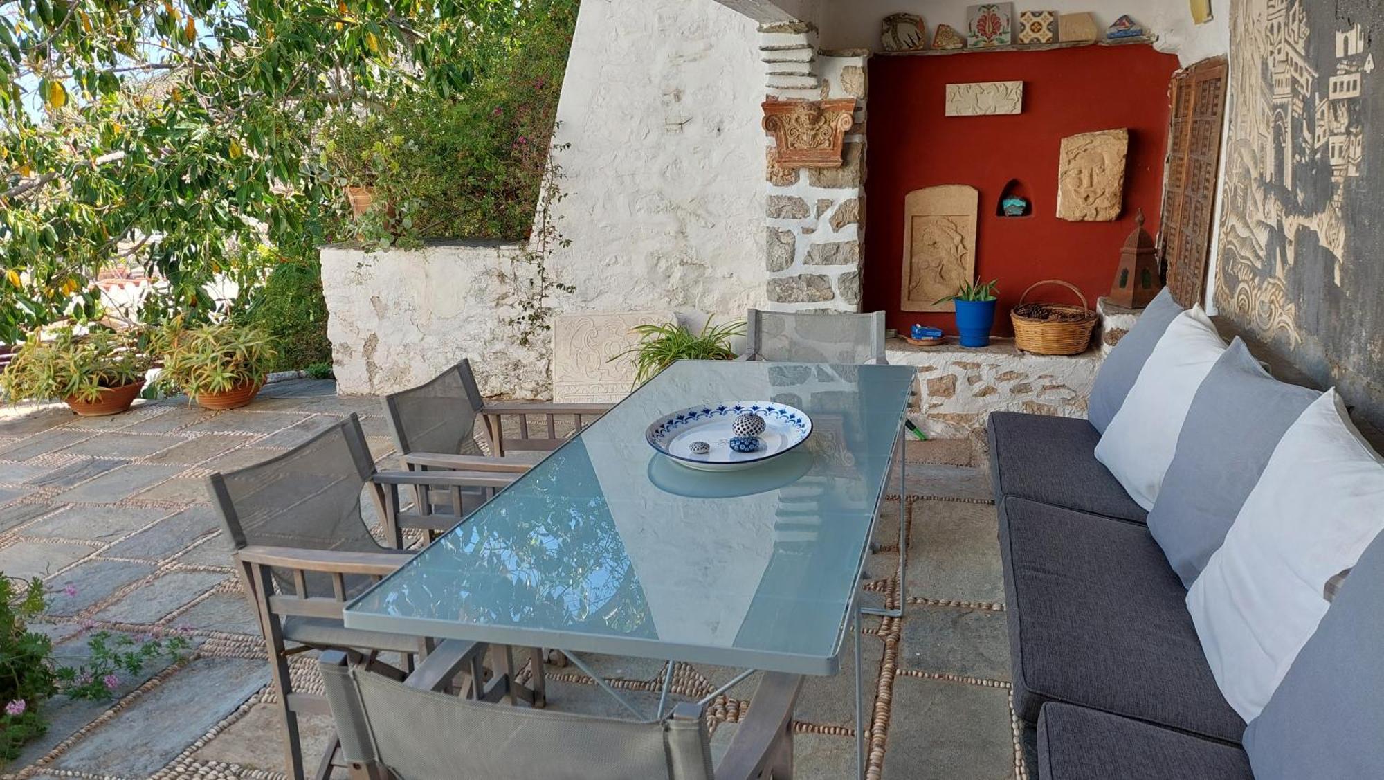 Rallou House Hydra Exterior photo