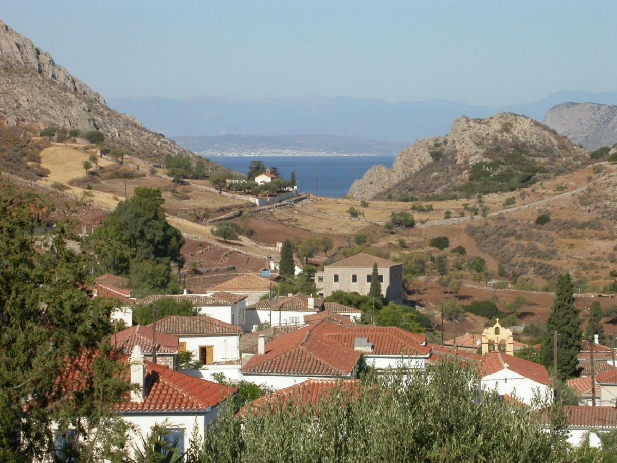 Rallou House Hydra Exterior photo