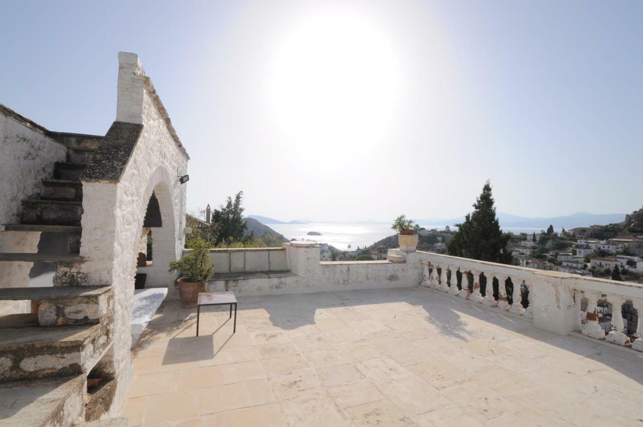 Rallou House Hydra Exterior photo